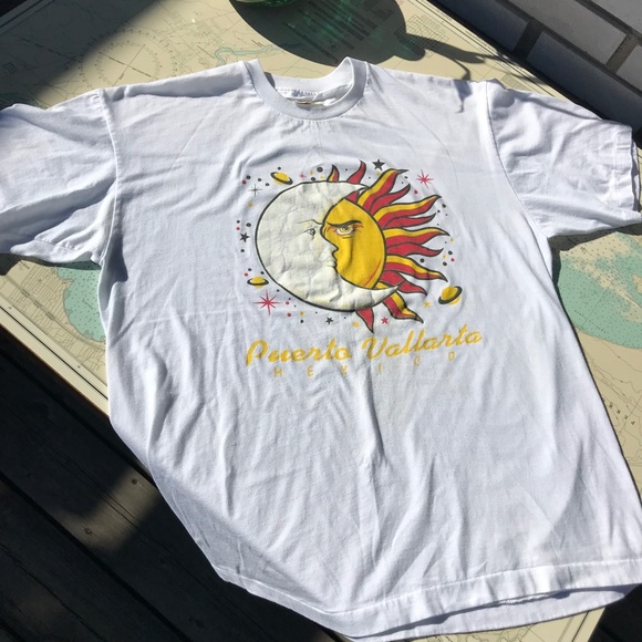 Vintage Sun & Moon Puerto Vallarta Tourism Tee - Picture 2 of 5